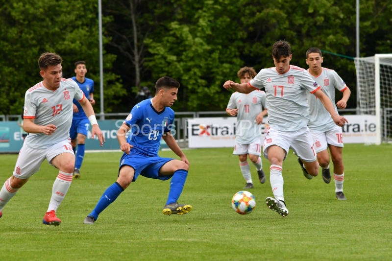 ItalyU17-SpainU17-009